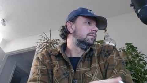 Snapshot of laidback_and_chill chatting on 01-13-25, 01:17 Rick online show from 01-13-25, 01:17