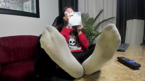 Snapshot of laila_angel chatting on 06-11-26, 07:45 laila_angel online show from 06-11-26, 07:45