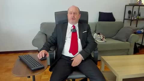 Snapshot of lajose52 chatting on 10-23-25, 07:12 lajose52 online show from 10-23-25, 07:12