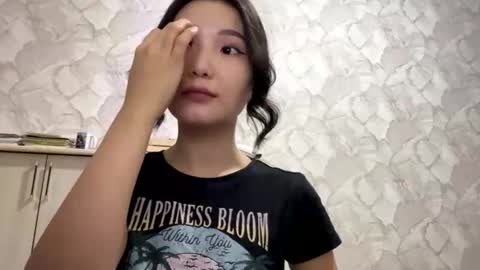 Snapshot of lakeishatimber chatting on 09-14-25, 03:22 Luna online show from 09-14-25, 03:22