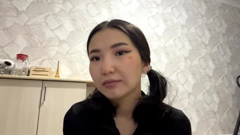 Snapshot of lakeishatimber chatting on 10-17-25, 03:14 Luna online show from 10-17-25, 03:14