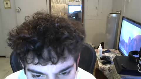 Snapshot of lakewood4523 chatting on 12-17-24, 09:17 Carlosss online show from 12-17-24, 09:17