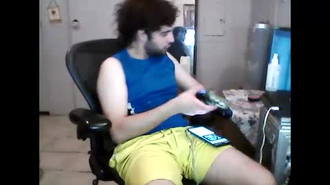 Snapshot of lakewood4523 chatting on 01-14-25, 11:31 Carlosss online show from 01-14-25, 11:31