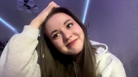 Zofia online show from 04-15-26, 12:34