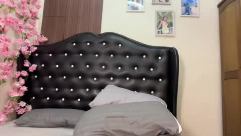 Snapshot of lakshmi_filipina chatting on 07-18-26, 06:12 kristine online show from 07-18-26, 06:12