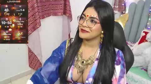 Laskhmirani online show from 11-26-25, 07:37