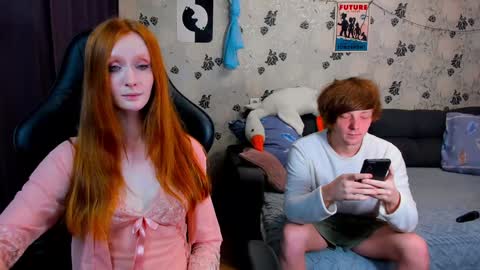 Snapshot of laksmrrr chatting on 02-02-25, 11:40 Lu Alex online show from 02-02-25, 11:40