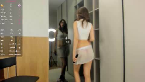 Snapshot of lalajecks chatting on 10-16-25, 08:10 Julia online show from 10-16-25, 08:10