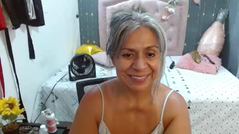 lalisha online show from 03-25-26, 01:44