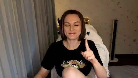 Luna online show from 07-14-26, 08:47