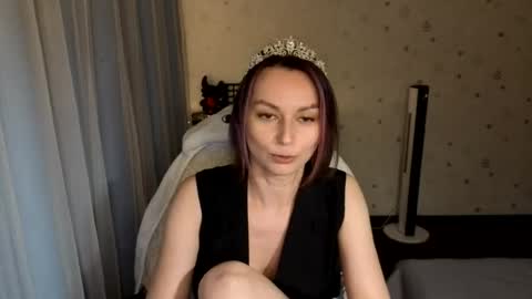 Luna online show from 07-30-26, 07:13