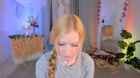 Laly online show from 02-10-25, 05:09