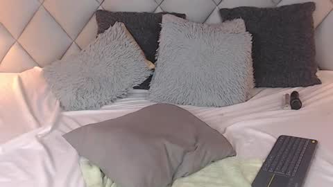 Laly Castro online show from 01-30-25, 12:18