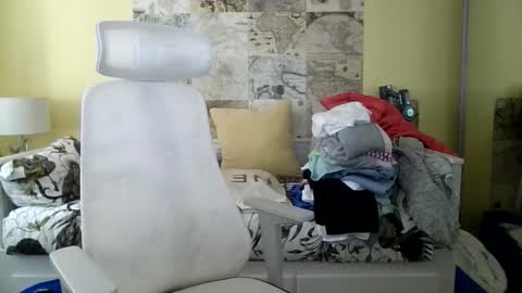 lamabama online show from 12-18-25, 01:06