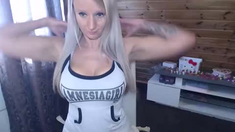 LaMadrina006 online show from 02-13-26, 09:16