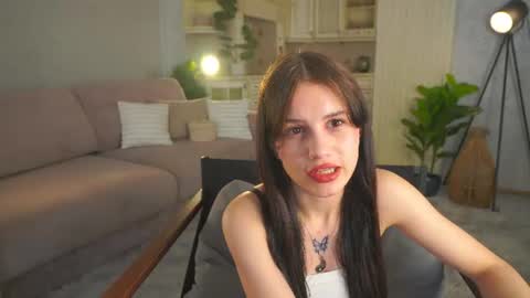 Emily online show from 07-05-26, 04:19