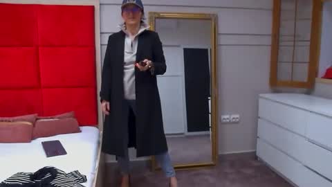 LanaBanner online show from 10-04-25, 07:06