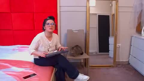 LanaBanner online show from 03-23-26, 05:33