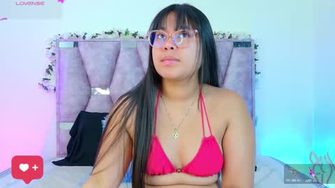 Snapshot of lana_bennett69 chatting on 03-27-26, 11:21 Lana online show from 03-27-26, 11:21