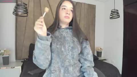 Lana online show from 02-18-26, 05:58