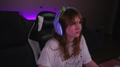 Kay online show from 10-26-25, 08:48