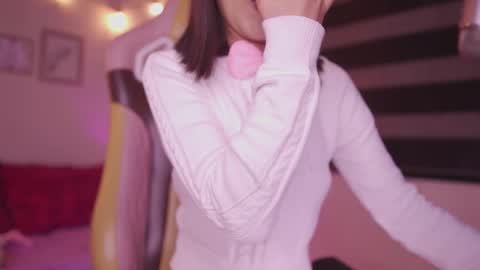 Lana online show from 11-08-25, 02:12