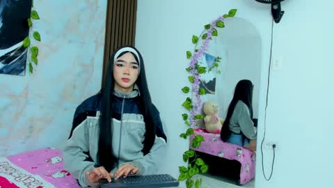 Lana online show from 04-03-26, 01:09