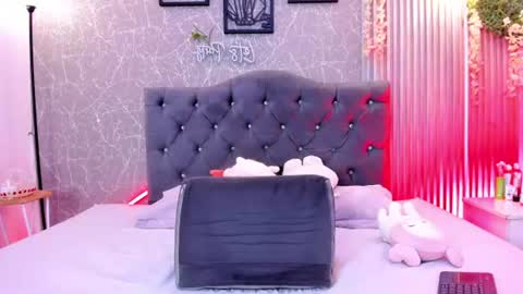 lana_gill online show from 06-24-26, 07:24