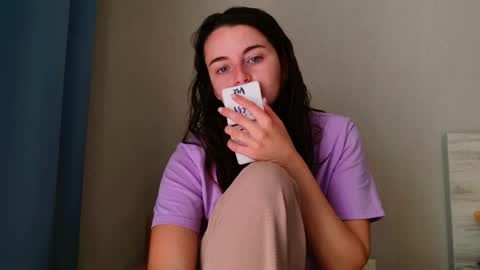Snapshot of lana_gl chatting on 05-11-26, 06:30 lana_gl online show from 05-11-26, 06:30