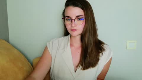 Snapshot of lana_gl chatting on 06-19-26, 06:45 lana_gl online show from 06-19-26, 06:45