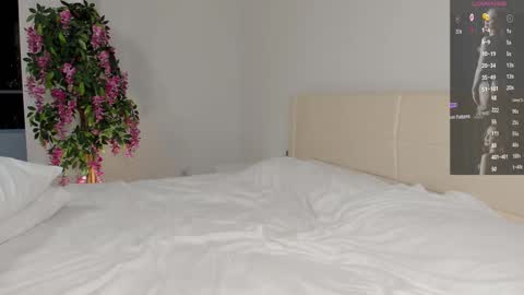 Lana online show from 09-13-25, 07:13