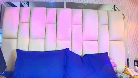 Vanessa  online show from 05-11-26, 02:45