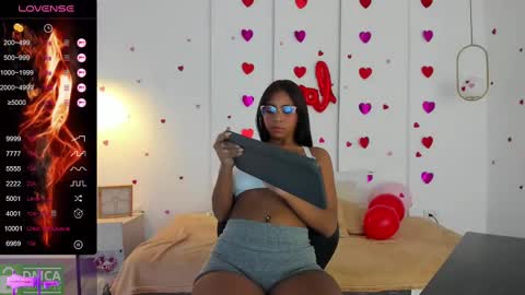 Snapshot of lana_starlet chatting on 02-14-25, 09:43 katiuska online show from 02-14-25, 09:43