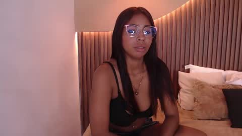 Snapshot of lana_starlet chatting on 02-18-25, 09:31 katiuska online show from 02-18-25, 09:31