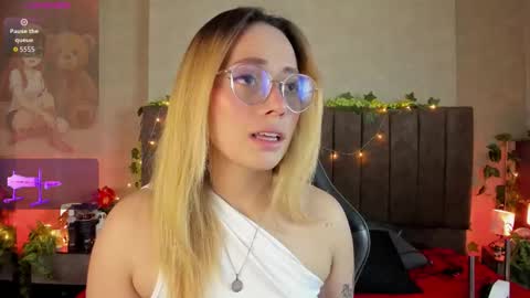 Lana online show from 03-21-26, 04:06