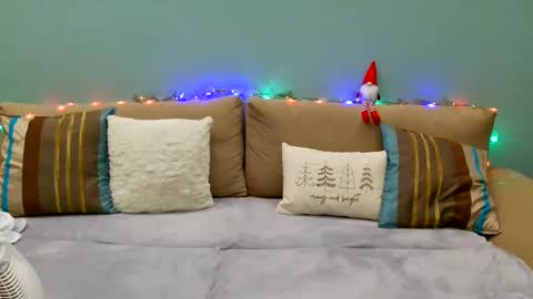 Snapshot of lanaangeldream chatting on 12-23-24, 09:51 Lana online show from 12-23-24, 09:51