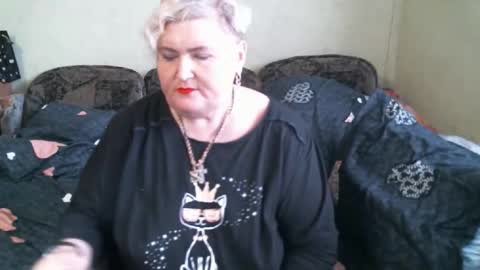 lanacat555 online show from 10-25-25, 12:23