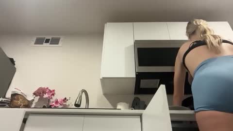 lanademira online show from 02-25-26, 11:14