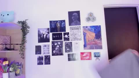 Snapshot of lanaherondale_ chatting on 09-25-25, 10:24 lanaherondale_ online show from 09-25-25, 10:24