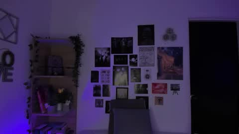 Snapshot of lanaherondale_ chatting on 11-02-25, 09:06 lanaherondale_ online show from 11-02-25, 09:06