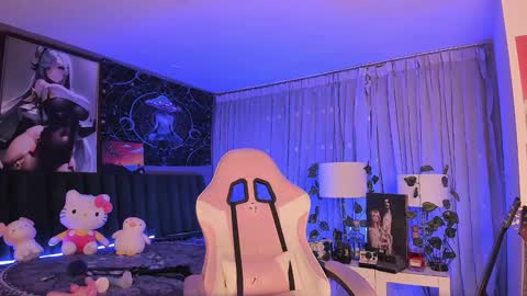 Snapshot of lanakyutt chatting on 01-04-25, 02:46 L A N A online show from 01-04-25, 02:46