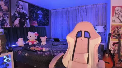 Snapshot of lanakyutt chatting on 01-07-25, 02:42 L A N A online show from 01-07-25, 02:42