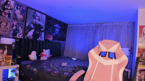 Snapshot of lanakyutt chatting on 01-17-25, 02:08 L A N A online show from 01-17-25, 02:08