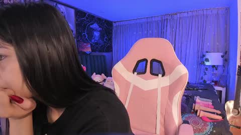 Snapshot of lanakyutt chatting on 01-23-25, 11:15 L A N A online show from 01-23-25, 11:15