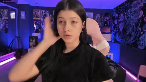 Snapshot of lanakyutt chatting on 09-24-25, 09:29 L A N A online show from 09-24-25, 09:29