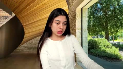 Lana online show from 10-07-25, 09:39