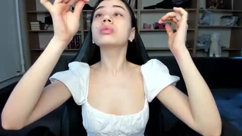 Snapshot of lanalandd chatting on 06-17-26, 01:56 Lana online show from 06-17-26, 01:56