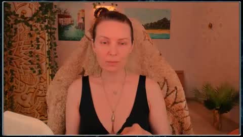 Snapshot of lanaradiance chatting on 06-20-26, 08:39 Lana Radiance online show from 06-20-26, 08:39