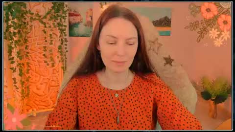 Snapshot of lanaradiance chatting on 06-25-26, 10:53 Lana Radiance online show from 06-25-26, 10:53