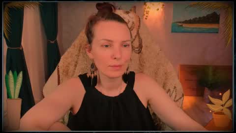 Snapshot of lanaradiance chatting on 07-25-26, 04:37 Lana Radiance online show from 07-25-26, 04:37